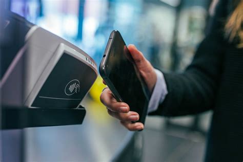 advantages of a contactless card|pros and cons of contactless payment.